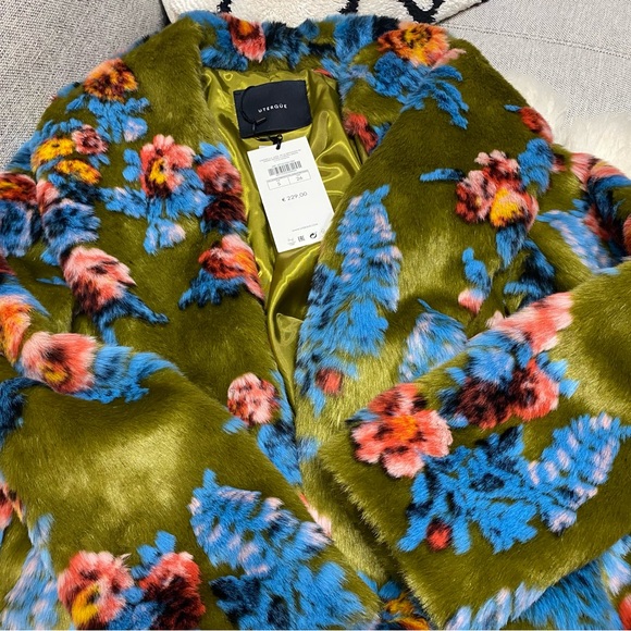 Uterque Faux Floral Coat - Picture 6 of 7